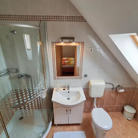 Sárga Ház Homestay szállás *