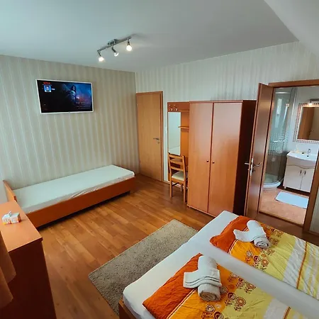 Sárga Ház Homestay szállás Balatonfüred