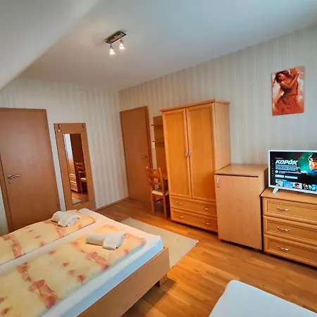 Homestay szállás Sárga Ház *