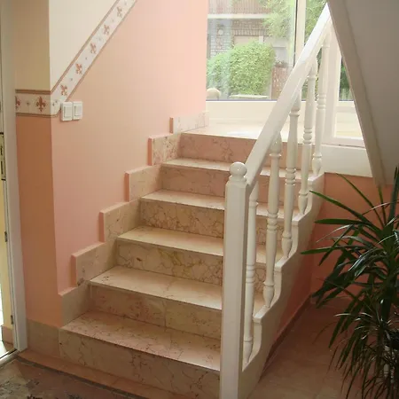 Homestay szállás Sárga Ház *